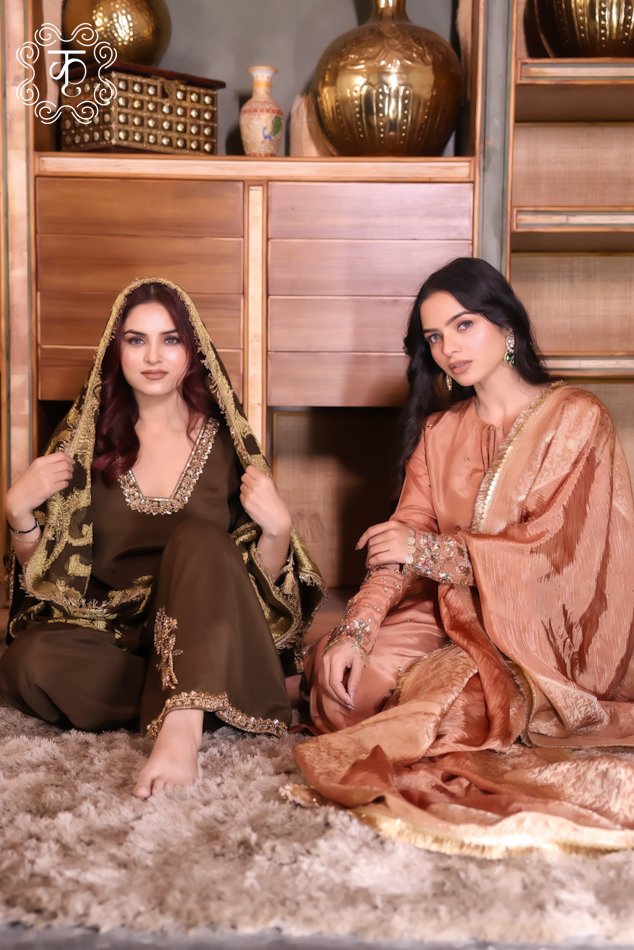 Elegant suit Pink- Crepe Silk - Image 6