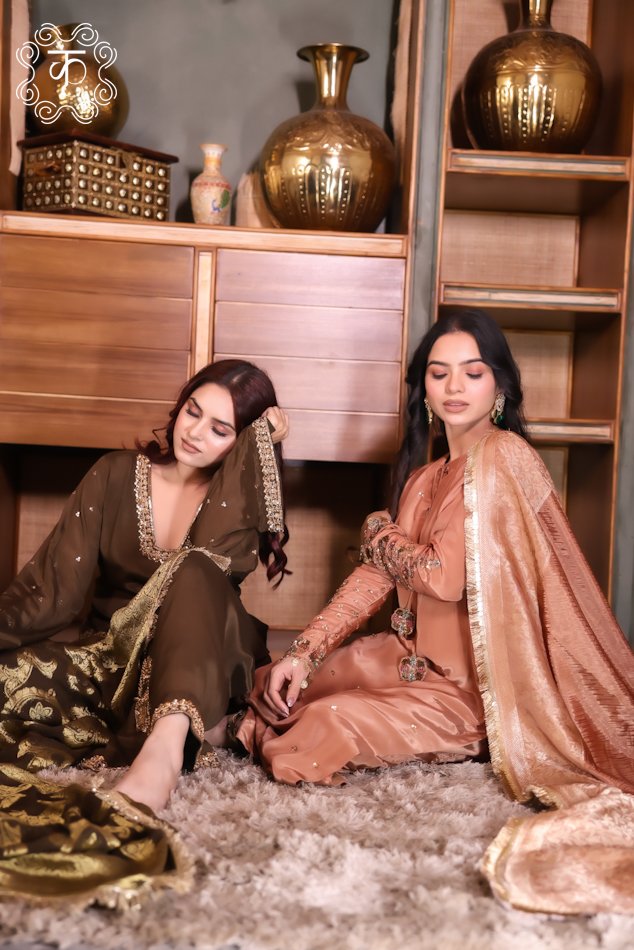 Elegant suit Pink- Crepe Silk - Image 4