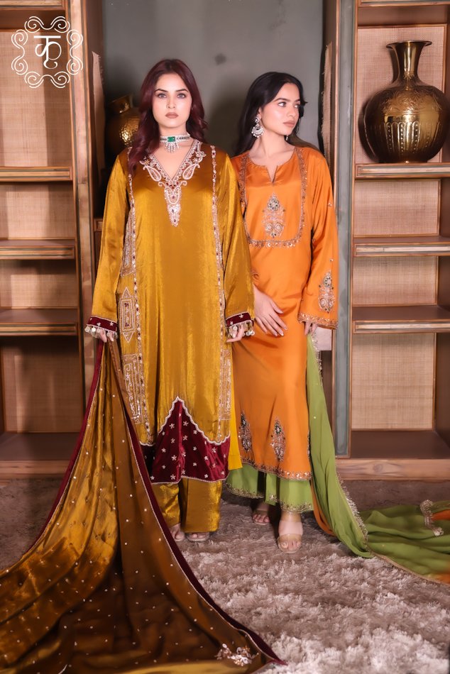 3 Piece Crepe Orange Suit - Organza Dupatta - Image 7