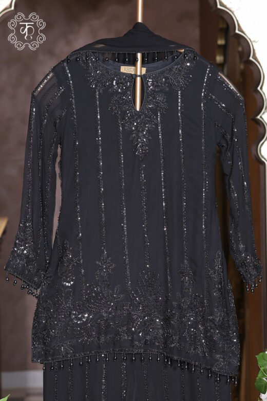 Luxury black embroidered kurta and pants set for women