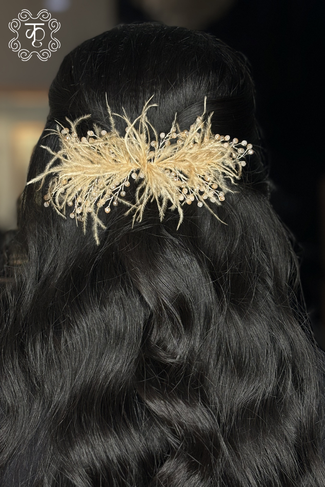 Golden Hair Accessory - Image 2