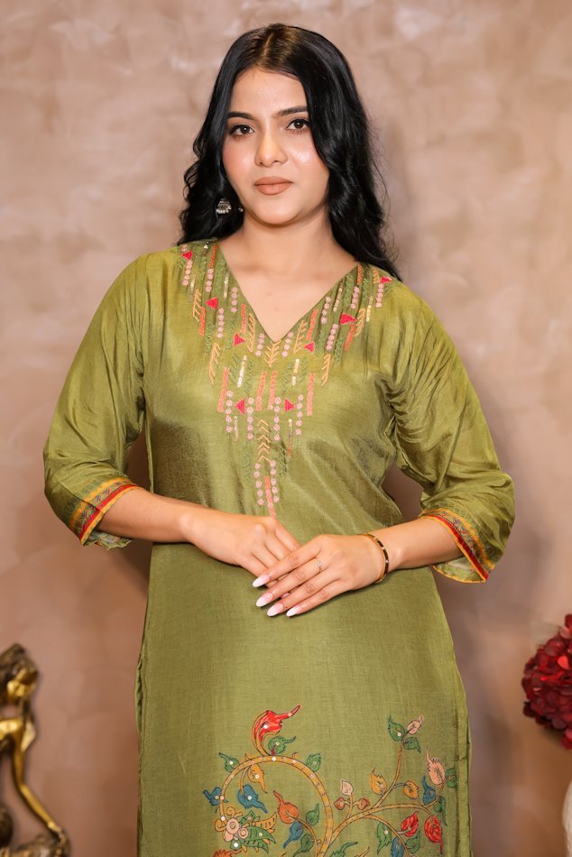 Rasiq Green Stitched Suit Set - Image 5