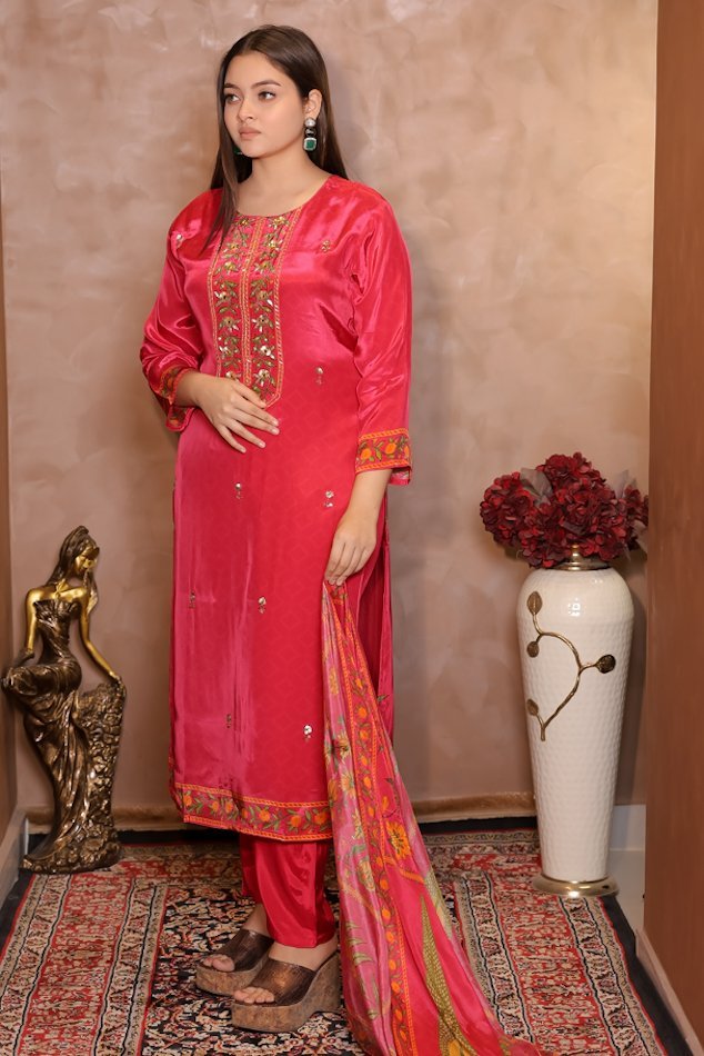 Rasiq Pink Stitched Suit Set 2 - Image 4
