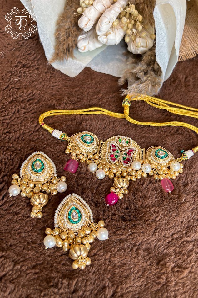 Kashmiri Neckpiece with Earrings - Green Red - Image 3