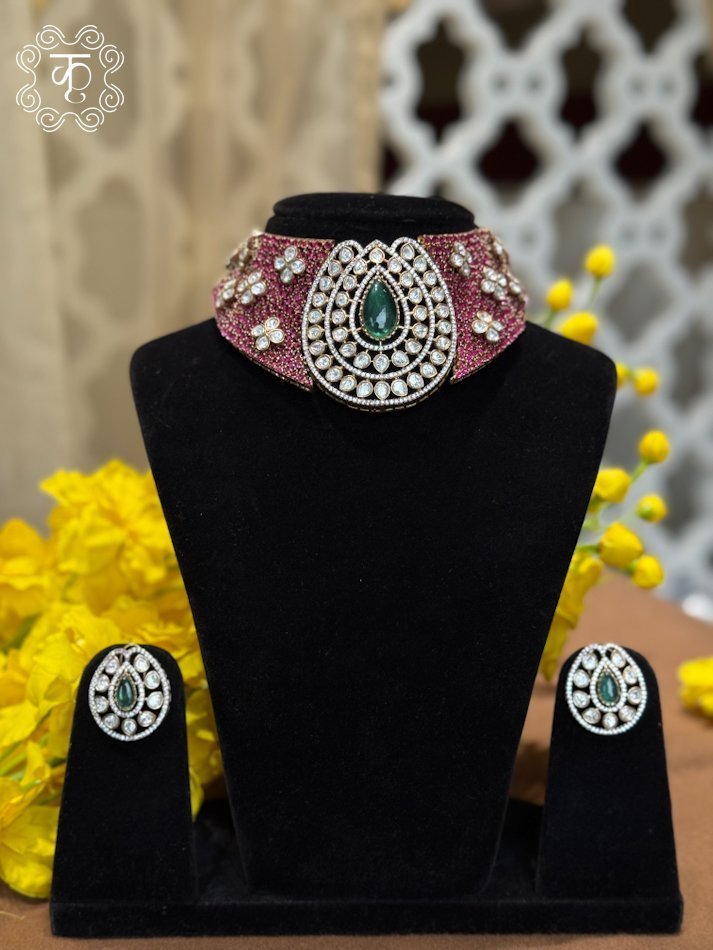 Neckpiece with Earrings – Red White - Image 6