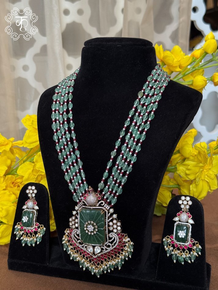 Neckpiece with Earrings - Emerald Green - Image 6