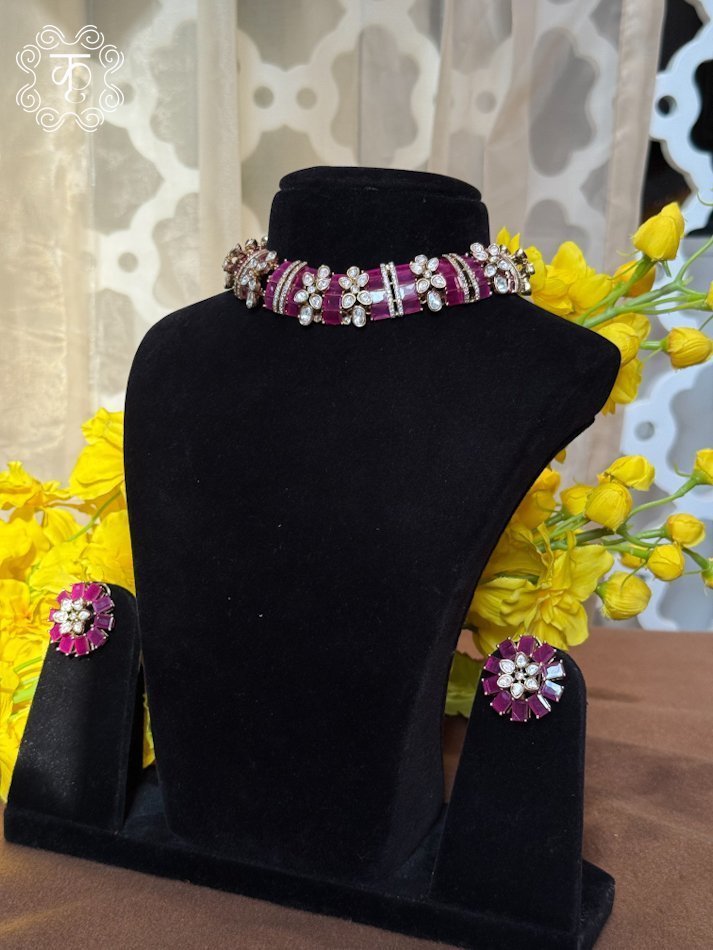 Neckpiece with Earrings - Maroon White - Image 3