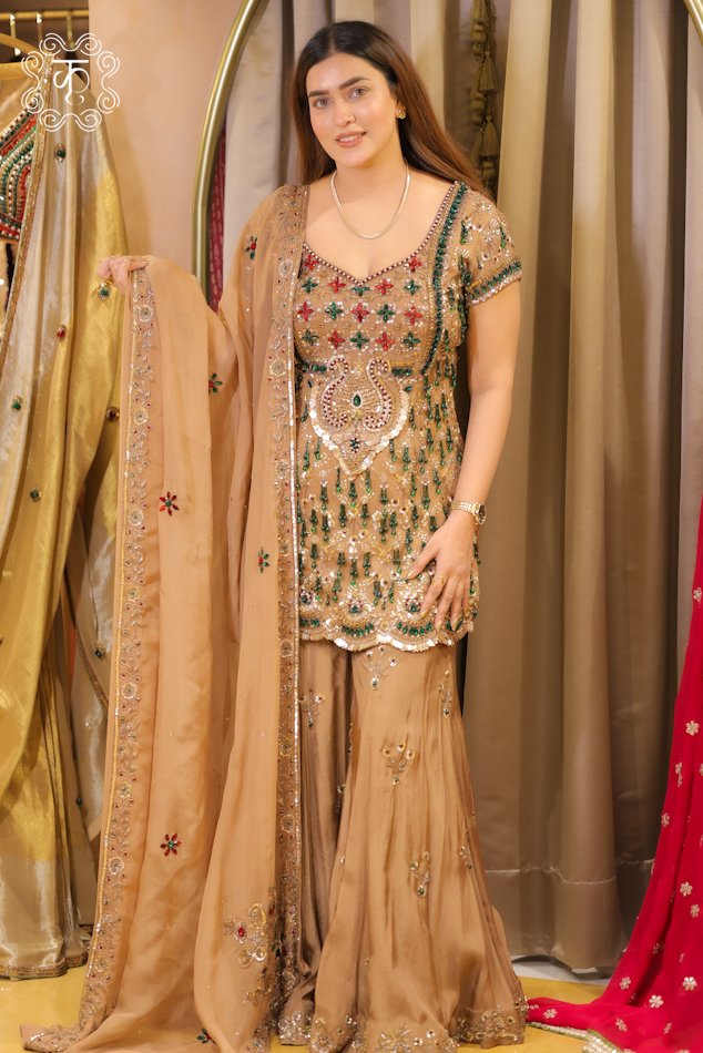 Beige Organza Kurta Set with Emerald & Stone Embellishments - Image 2